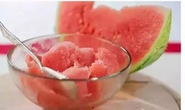 吃瓜视频真爱粉,揭秘吃瓜视频真爱粉的狂热与热爱