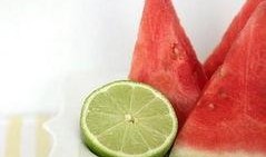 情侣头像夏天吃瓜,情侣头像演绎浪漫时光