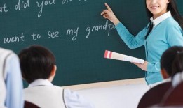 吃瓜辽宁英语老师,Exploring the Viral Sensation of the 'Eating Melon' Liaoning English Teacher