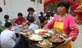 农村婚礼吃瓜现场,热闹非凡的乡村婚庆盛宴