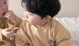 情侣网红拍吃瓜,情侣网红共享吃瓜乐趣