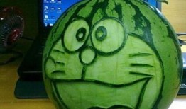 圆柱笔吃瓜事件,揭秘网络恶搞背后的真相