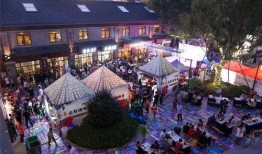 瓶窑老街吃瓜,夏日吃瓜好去处，古韵风情尽享清凉时光