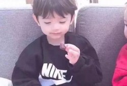 吃瓜情头小孩头像,捕捉纯真时光