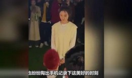 男人吃瓜完整,揭秘男性在八卦世界中的独特魅力