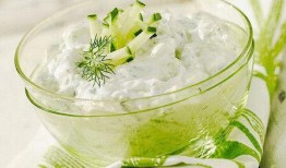 鸡瓜和酸奶一起吃有毒吗,安全食用指南