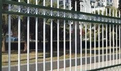 学校护栏吃瓜后续