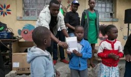 吃瓜平民窟,揭秘底层生活的酸甜苦辣