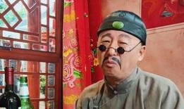 奇闻趣事吃瓜图片,吃瓜群众眼中的另类世界