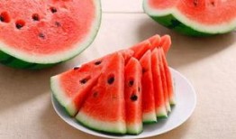 吃瓜天气,吃瓜天气畅享清凉时光